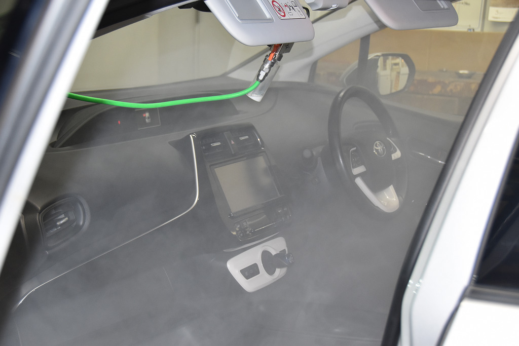 車室内の消臭 除菌やってみた 喫煙車 Vs プロショップが行う消臭除菌の戦い Push On Mycar Life