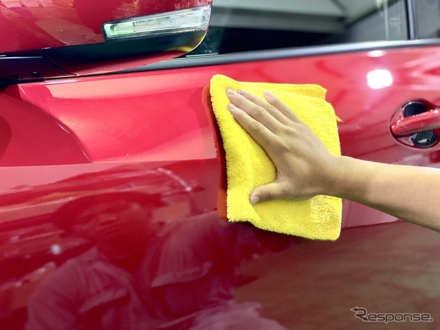 駐車場に水が無くても大丈夫！ 水なし洗車で愛車を美しく保つ方法～Weeklyメンテナンス～