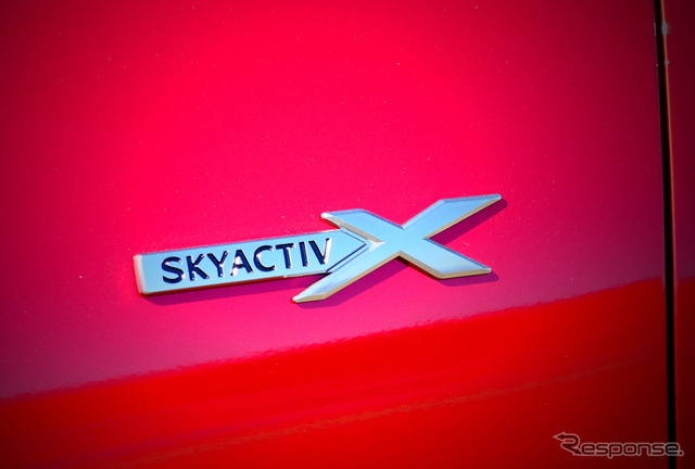 マツダ3 SKYACTIV-X