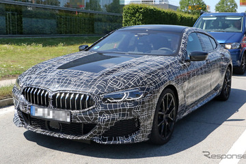 BMW 8シリーズ の4ドア仕様「グランクーペ」プロトタイプを激写！この迫力は「M8」か 画像