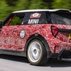 MINI ハッチバック 新型の「JCW」のプロトタイプ