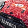 MINI ハッチバック 新型の「JCW」のプロトタイプ