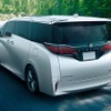 トヨタ・アルファード・エグゼクティブラウンジ（PHEV・E-Four）