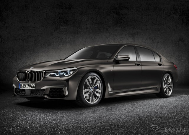 BMW M760Li