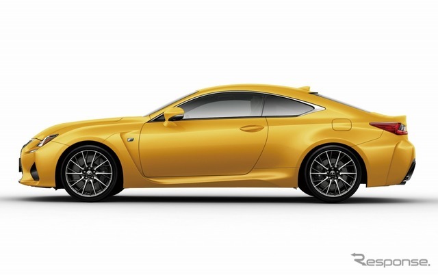 レクサス RC F（ネープルスイエローコントラストレイヤリング）