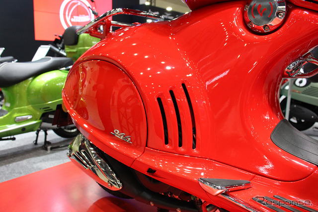 Vespa 946（RED）（東京モーターサイクルショー2018）