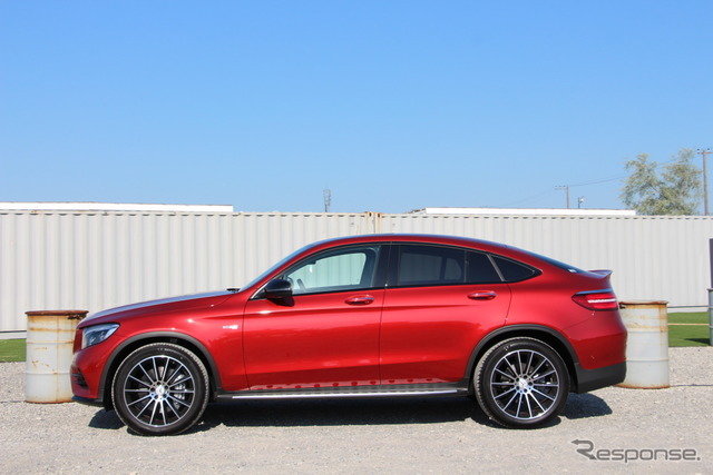 メルセデスAMG GLC43クーペ 4MATIC