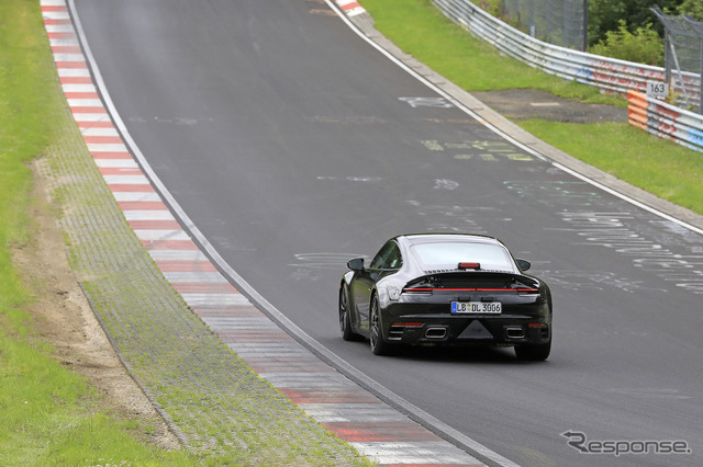 ポルシェ 911 次期型スクープ写真