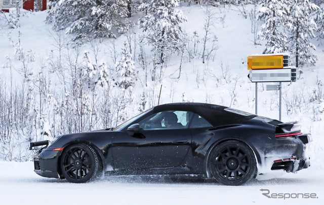 ポルシェ 911 ターボS カブリオレ（スクープ写真）