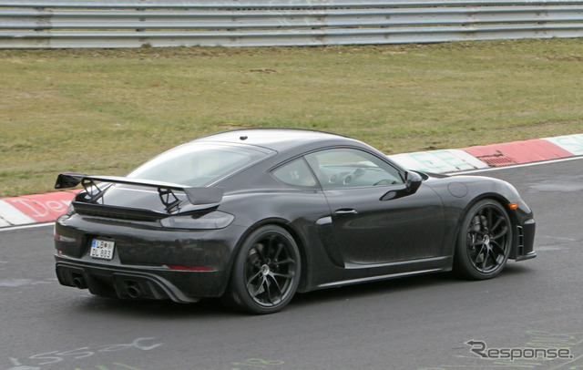 ポルシェ 718 ケイマン GT4 スクープ写真