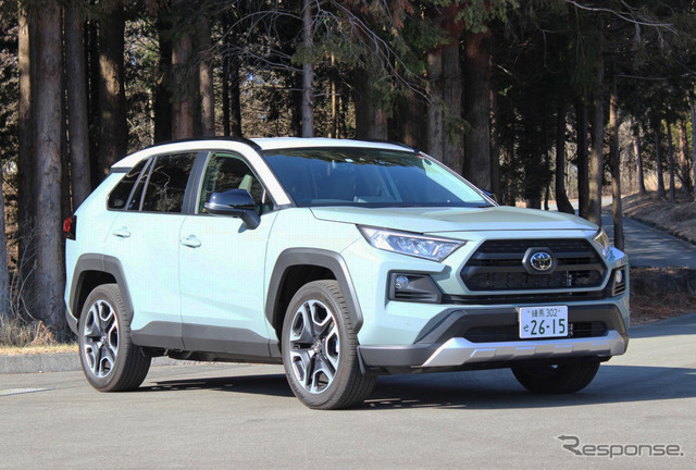 トヨタ RAV4 新型（アドベンチャー）