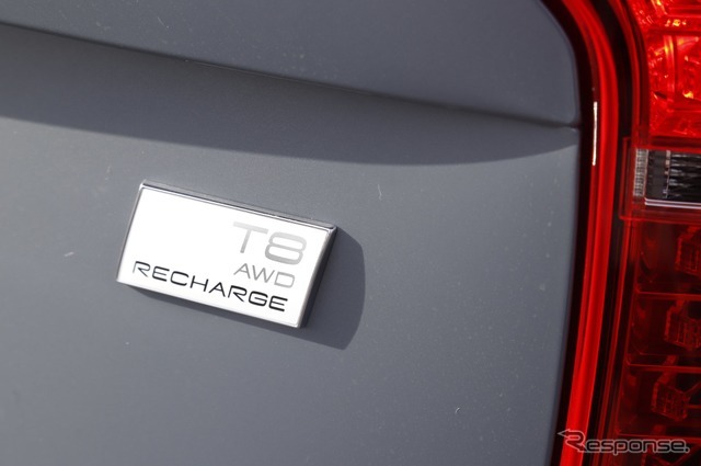 ボルボ XC90 Recharge プラグインハイブリッド T8 AWD