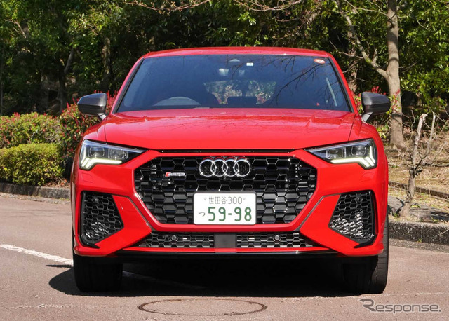 アウディ RS Q3スポーツバック