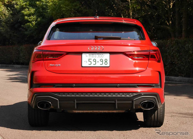 アウディ RS Q3スポーツバック