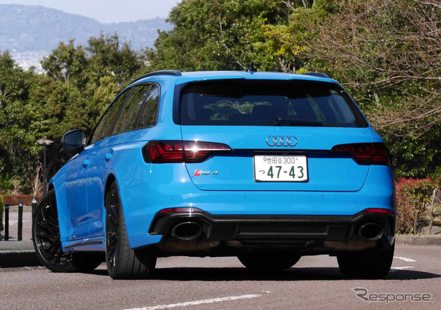 アウディ RS4アバント 新型