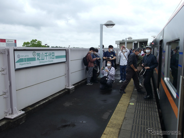 京成線ミステリーツアー：3100形車両が芝山鉄道に入線。