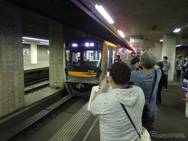 京成線ミステリーツアー：東成田駅、旧スカイライナー用ホーム。