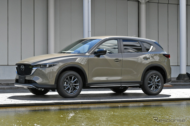 マツダ CX-5 20S フィールドジャーニー（ジルコンサンドメタリック）