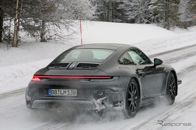 ポルシェ 911 改良新型プロトタイプ（スクープ写真）