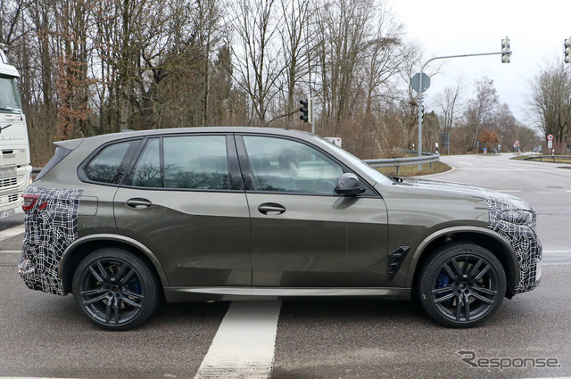 BMW X5M 改良新型プロトタイプ（スクープ写真）