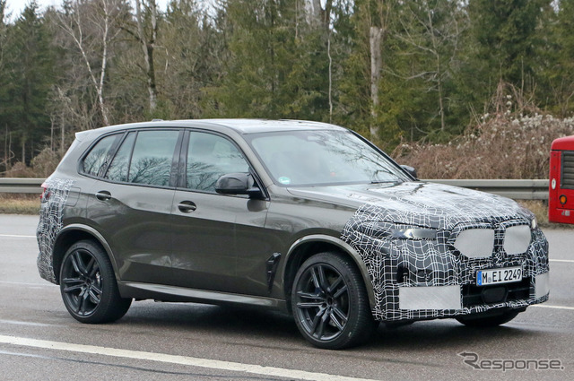 BMW X5M 改良新型プロトタイプ（スクープ写真）