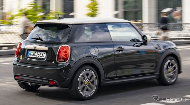 MINI クーパー SE 改良新型の「Resolute Edition」