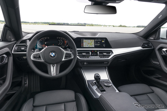 BMW 2シリーズクーペ：M240i xDrive