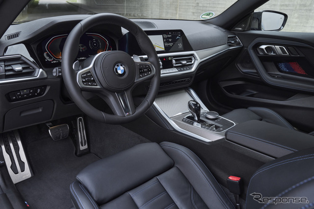 BMW 2シリーズクーペ：M240i xDrive