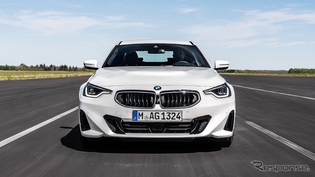 BMW 2シリーズクーペ：220i