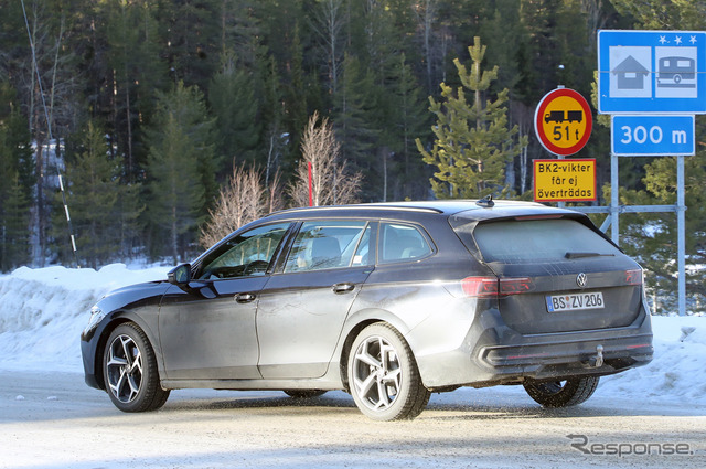 VW パサート 次期型プロトタイプ（スクープ写真）