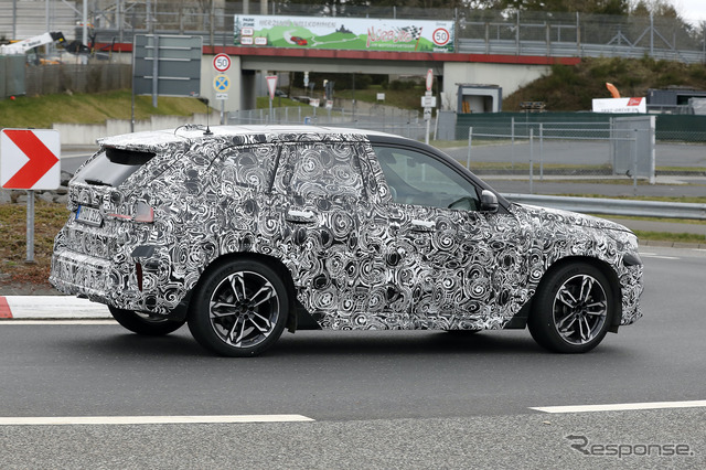 BMW X1 次期型プロトタイプ（スクープ写真）