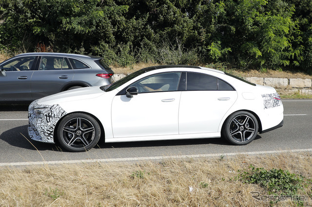 メルセデスベンツ CLA 改良新型プロトタイプ（スクープ写真）