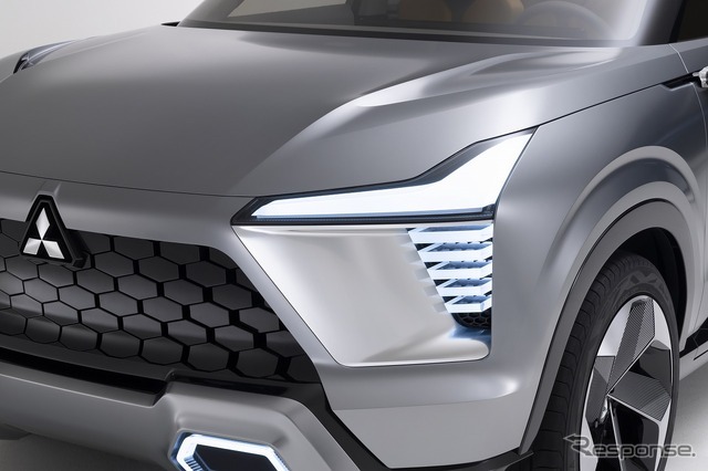 MITSUBISHI XFC CONCEPT