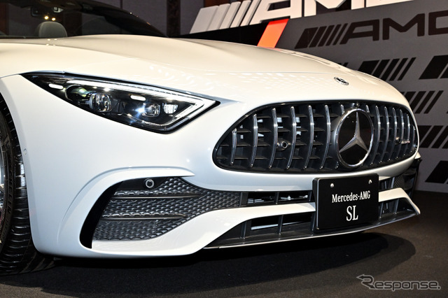 メルセデスAMG SL43