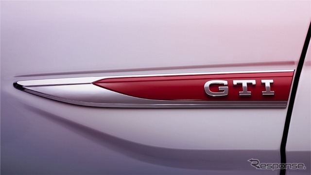 VW ポロ GTI GTIエンブレム