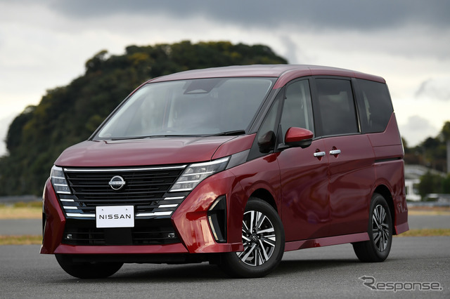 日産 セレナ 新型（e-POWER LUXION）