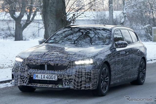 BMW i5 ツーリング プロトタイプ（スクープ写真）