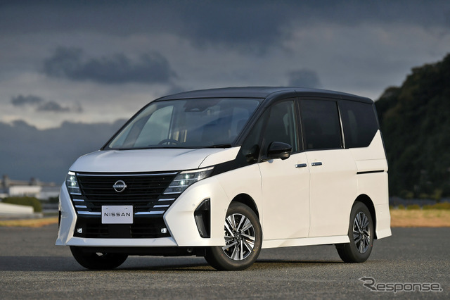 日産 セレナ e-POWER ハイウェイスターV