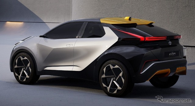 トヨタ C-HR プロローグ