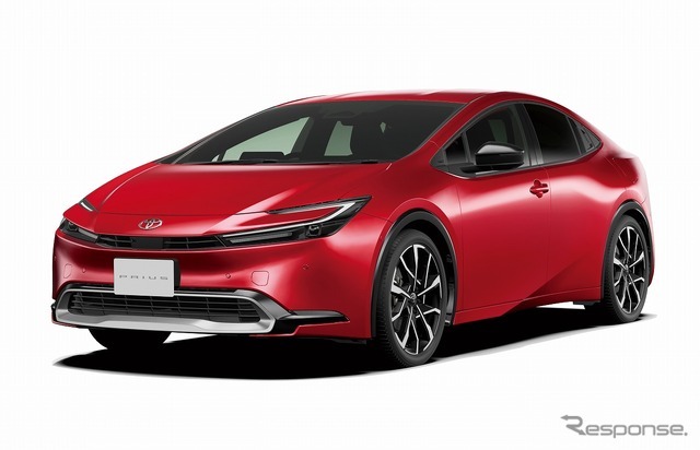 トヨタ プリウス Z（PHEV・2WD）（エモーショナルレッドII）＜オプション装着車＞