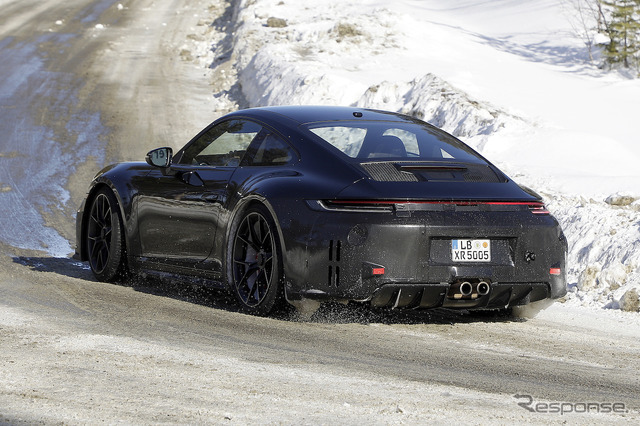 ポルシェ 911 GT3ツーリング 改良新型プロトタイプ（スクープ写真）