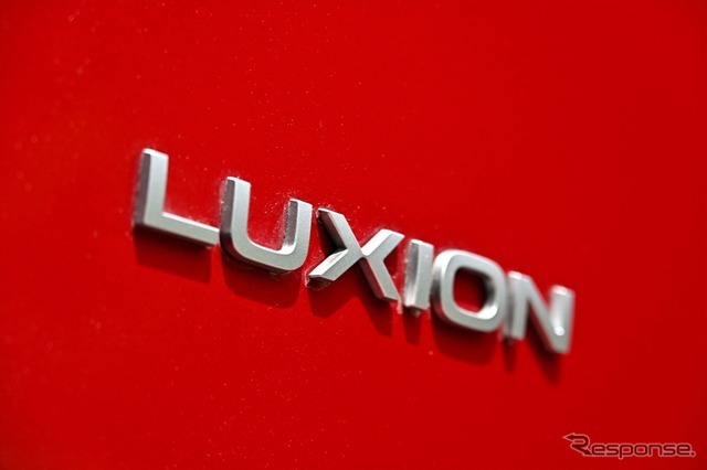 日産 セレナ LUXION