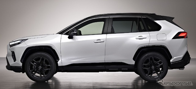 トヨタ RAV4 ハイブリッド「GR SPORT」（欧州仕様）