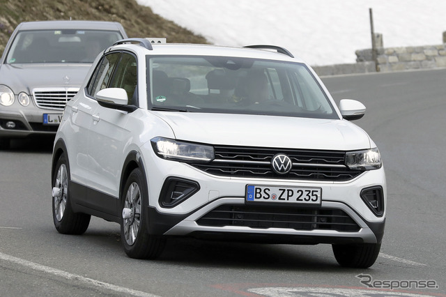 VW T-Cross 改良新型プロトタイプ（スクープ写真）