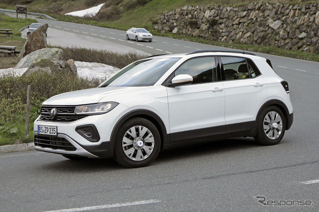 VW T-Cross 改良新型プロトタイプ（スクープ写真）