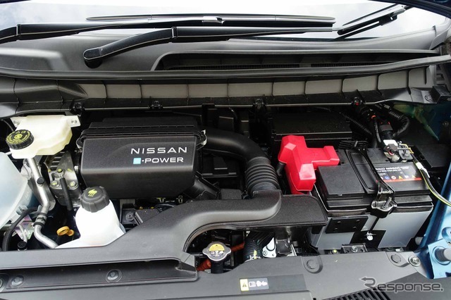 日産 セレナ e-POWER LUXION