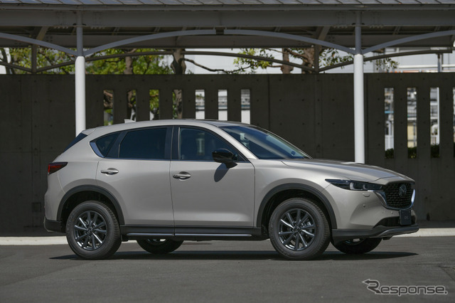 マツダ CX-5 改良新型（プラチナクォーツメタリック）