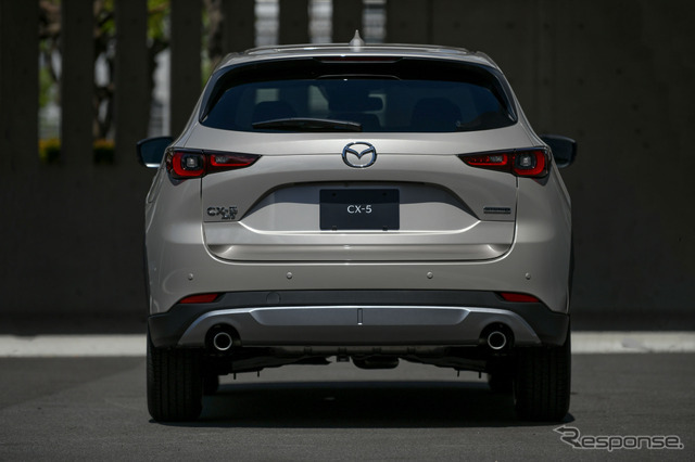 マツダ CX-5 改良新型（プラチナクォーツメタリック）