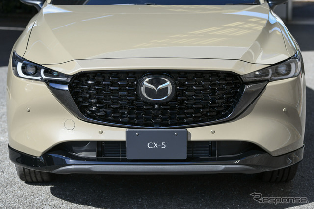 マツダ CX-5 レトロスポーツエディション（ジルコンサンドメタリック）