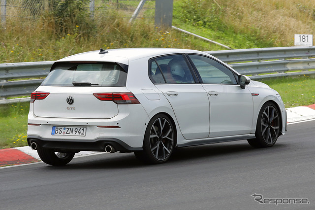 VW ゴルフ GTI 改良新型プロトタイプ（スクープ写真）